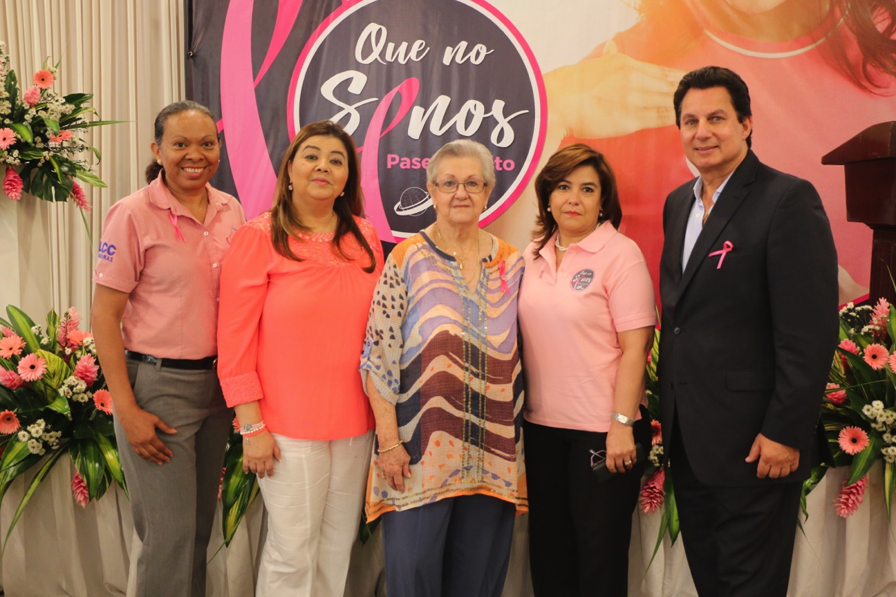 Maquiladores lanzan campaña rosa 2018: “Que no SENOS pase por alto”