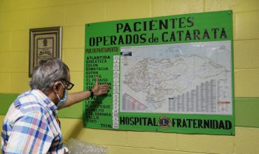 HANESBRANDS REALIZA DONATIVO DE BATAS MÉDICAS A HOSPITAL CLUB DE LEONES FRATERNIDAD