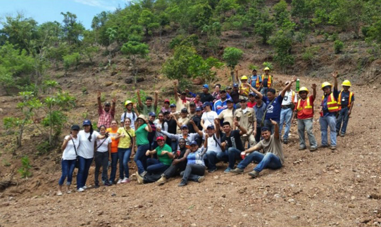 Proyecto de reforestación de KyungshinLear en montaña El Tigre, Cofradía