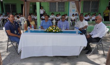 FRUIT OF THE LOOM SIGUE APOYANDO EDUCACIÓN DE LOS NINOS DE LA ESCUELA REPÚBLICA DE VENEZUELA