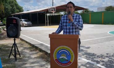 FRUIT OF THE LOOM SIGUE APOYANDO EDUCACIÓN DE LOS NINOS DE LA ESCUELA REPÚBLICA DE VENEZUELA