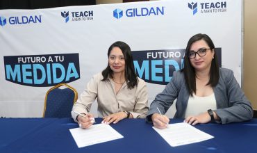 GILDAN Y TEACH A MAN TO FISH LANZAN EL PROGRAMA “FUTURO A TU MEDIDA” PARA FOMENTAR EL EMPRENDIMIENTO JUVENIL EN CHOLOMA