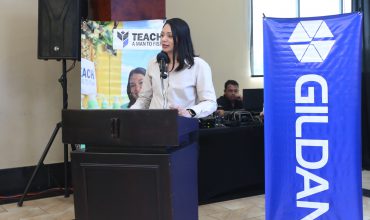 GILDAN Y TEACH A MAN TO FISH LANZAN EL PROGRAMA “FUTURO A TU MEDIDA” PARA FOMENTAR EL EMPRENDIMIENTO JUVENIL EN CHOLOMA