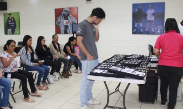 CONFECCIONES DOS CAMINOS Y TEXTILES MERENDÓN BRINDAN ATENCIÓN MÉDICA DE CALIDAD A EMPLEADOS Y FAMILIAS