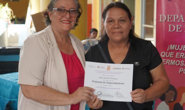 MUNICIPALIDAD DE LA LIMA, CON APOYO DE LA AHM, IMPULSA A 41 MUJERES EMPRENDEDORAS CON CAPITAL SEMILLA Y FORMACIÓN EMPRESARIAL
