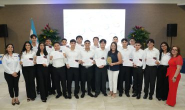 AHM, INFOP Y FUNADEH CELEBRAN CLAUSURA DE LA OCTAVA PROMOCIÓN DE LA ACADEMIA DE PROGRAMACIÓN
