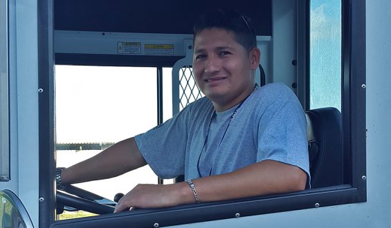 Historia de éxito: Juan Reyes encontró en Honduras su “sueño americano” gracias a Gildan