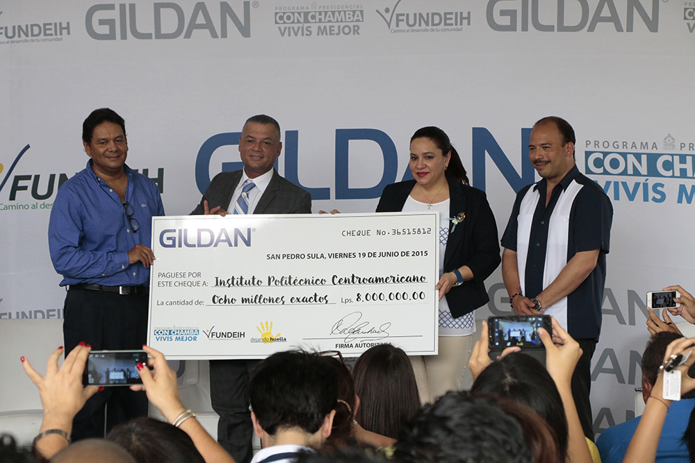 Gildan y Primera Dama dejan huella a través de la educación técnica