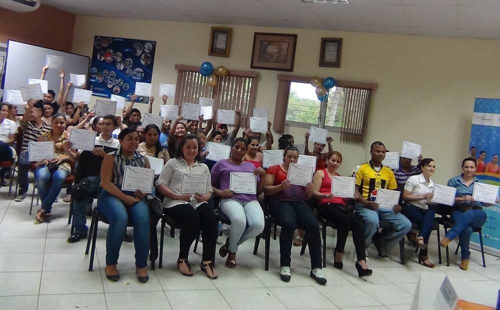 Aquafinca capacita a su personal y celebra fechas especiales