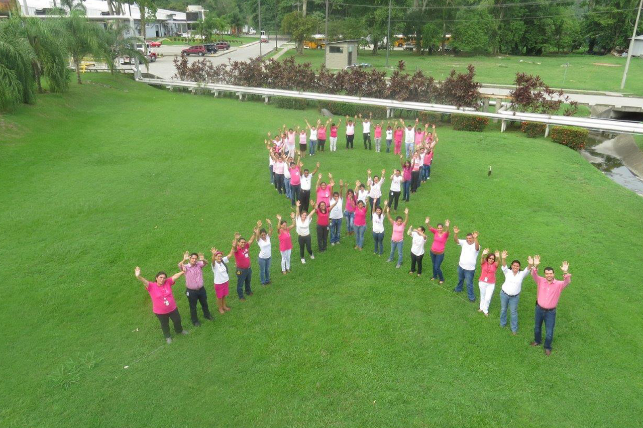 Fruit of the Loom se unió a la lucha contra el cáncer de mama