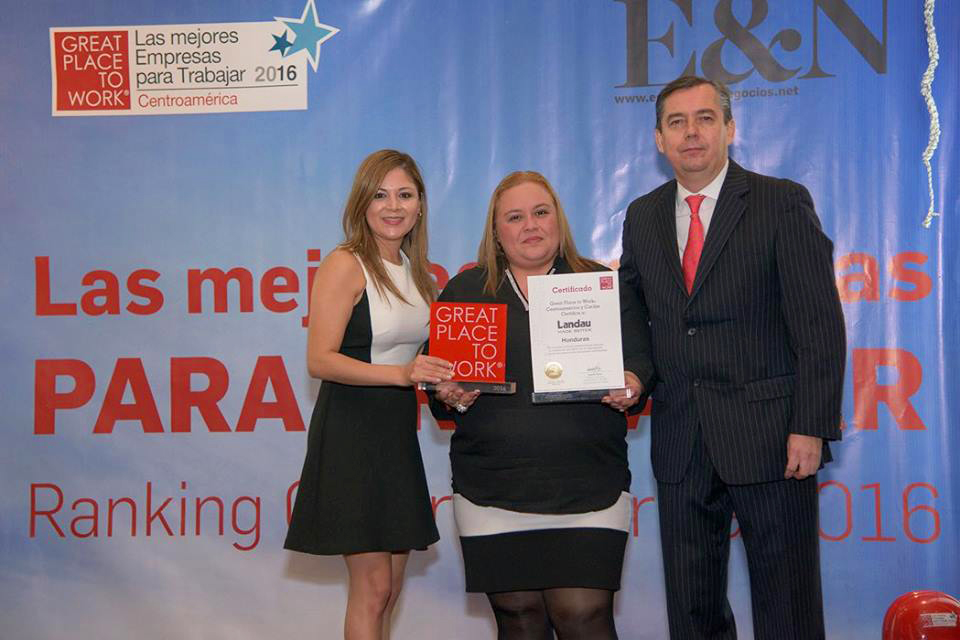 Land Apparel recibe premio Great Place to Work