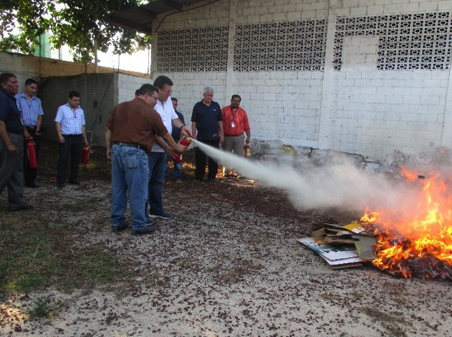 YKK Honduras se capacita en Seguridad Ocupacional