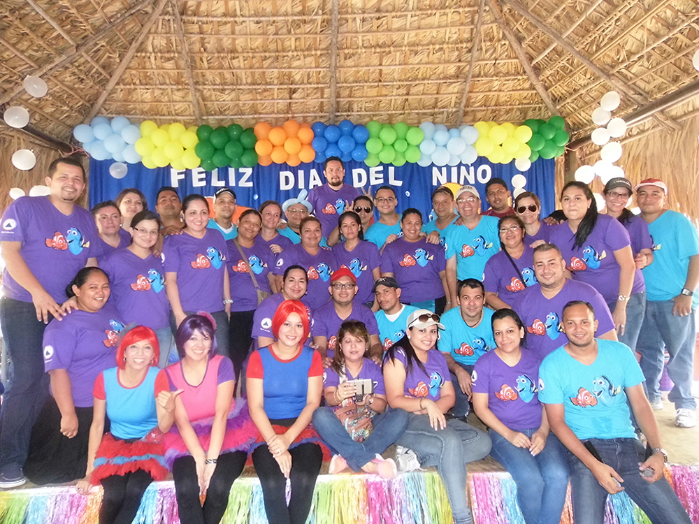 Delta Cortés festeja un gran día en familia