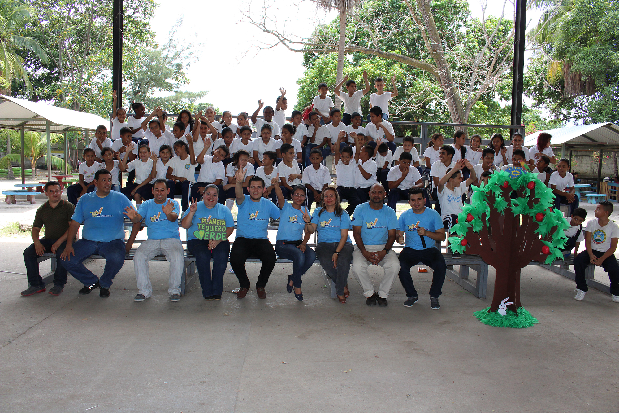 Charlas de concientización en escuela Alex Edgardo Alaniz