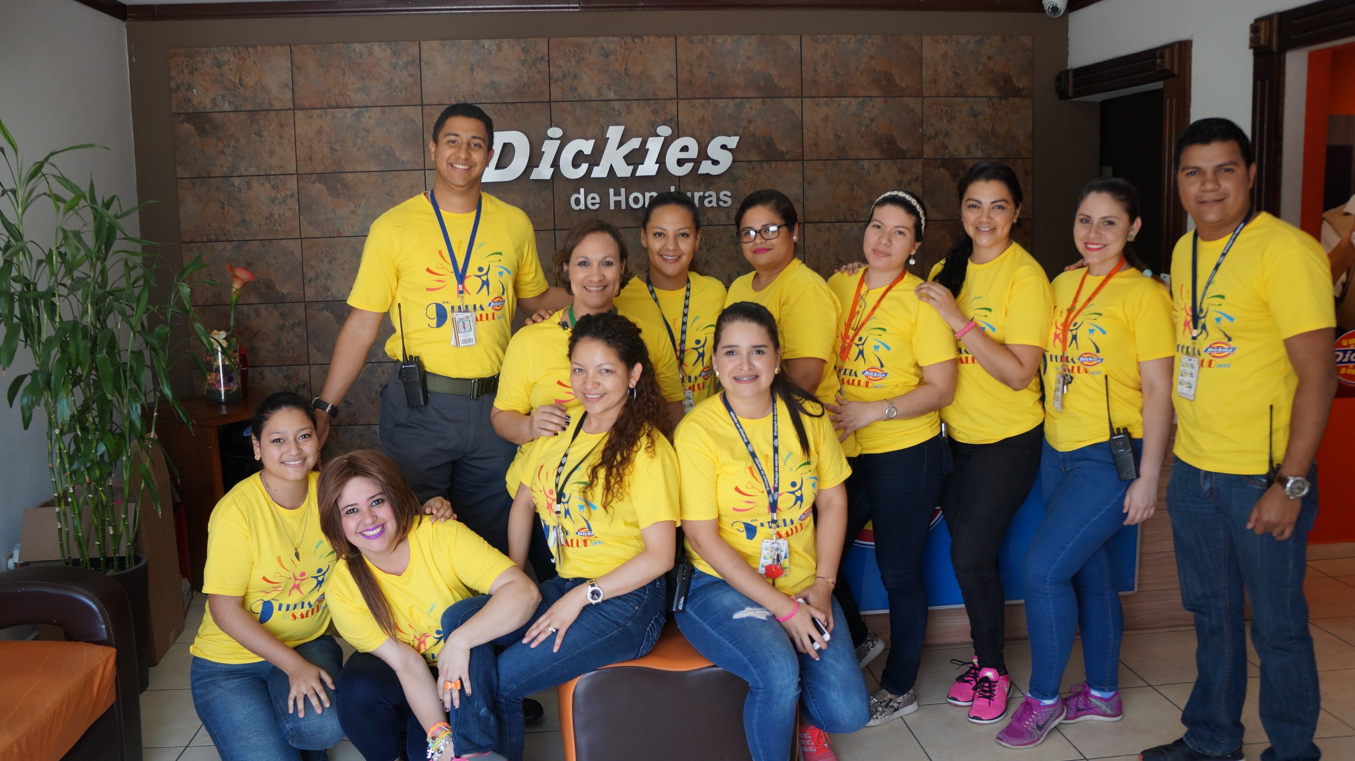 Gran Feria de la Salud en Dickies de Honduras