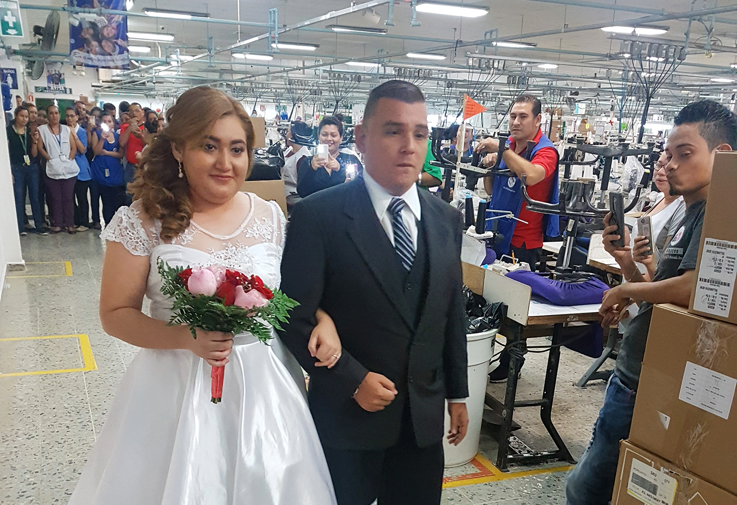 HANESBRANDS CELEBRA EL DÍA DEL AMOR CON UNA BODA