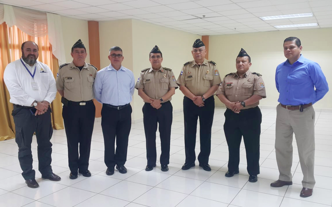 BOMBEROS RECIBEN DIPLOMADO DE LA UNIDAD DE SEGURIDAD Y SALUD OCUPACIONAL DE LA AHM