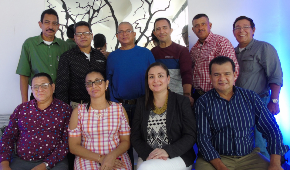 O&M HALYARD HONDURAS CELEBRA SU 25 ANIVERSARIO