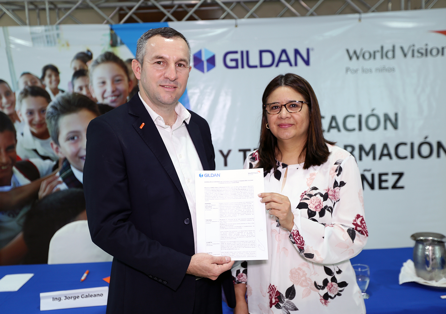 GILDAN Y WORLD VISION: ALIADOS PARA LA TRANSFORMACIÓN DE LA NIÑEZ