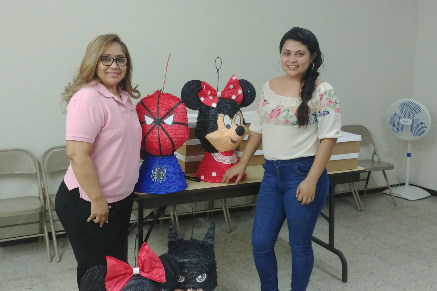 INVEX ENTREGA REGALOS A HIJOS DE COLABORADORES