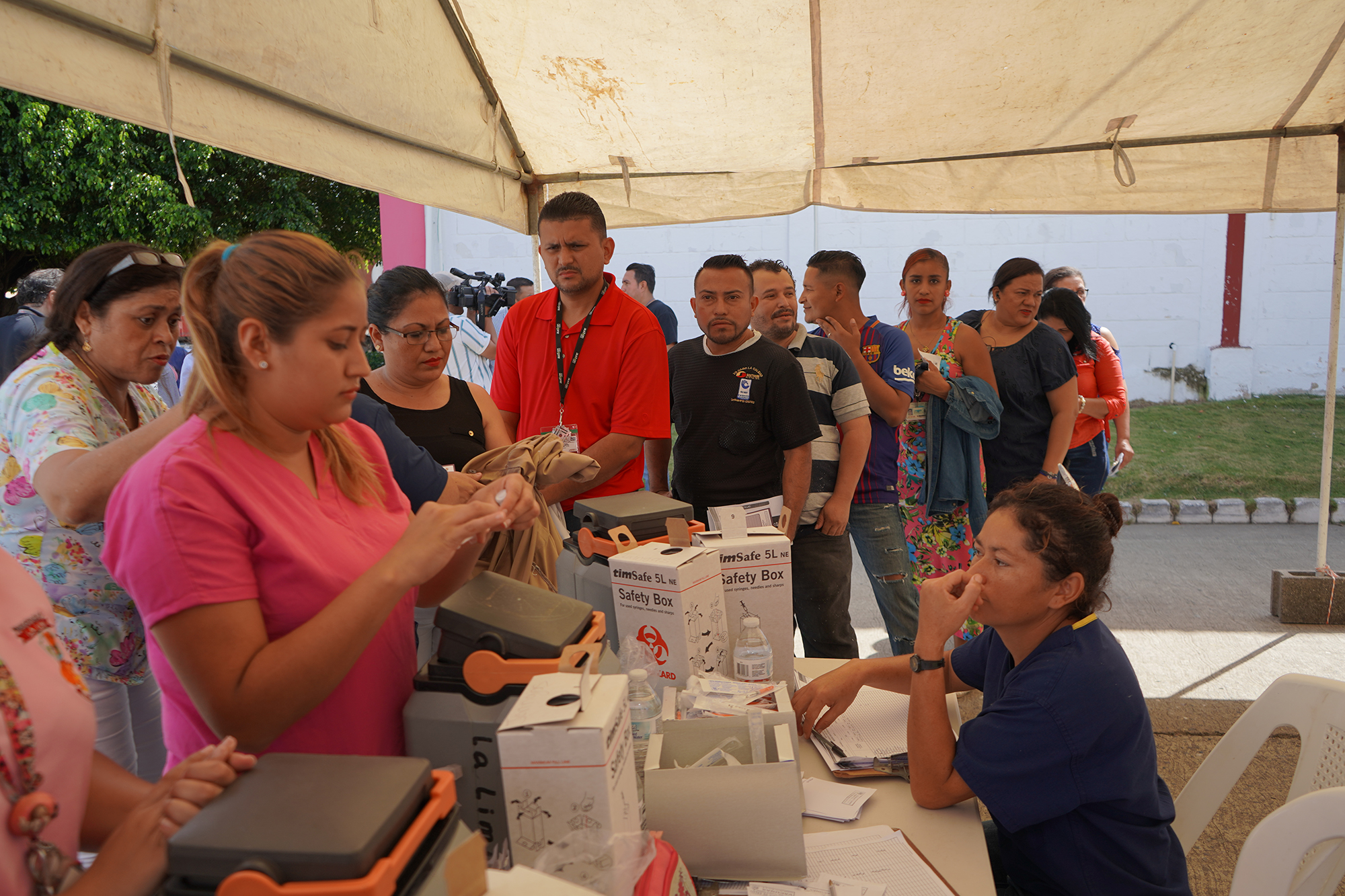 AEREO IMPEX ORGANIZA BRIGADA MÉDICA EN SUS INSTALACIONES