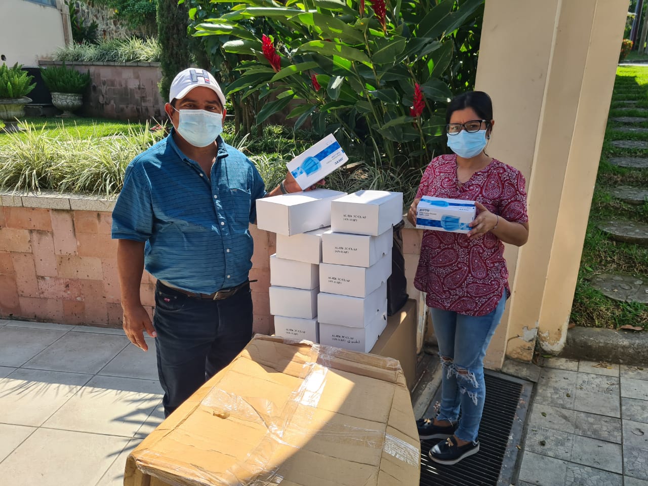 MAQUILADORES DONAN INSUMOS DE BIOSEGURIDAD A ALCALDÍA DE MACUELIZO, SANTA BÁRBARA