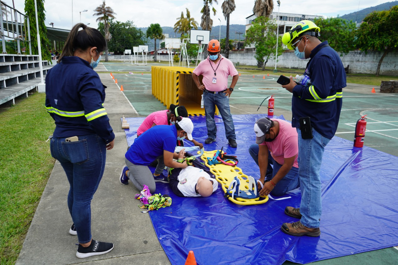 UNIDAD SSO CAPACITA A BRIGADISTAS DE LA MUNICIPALIDAD SAMPEDRANA