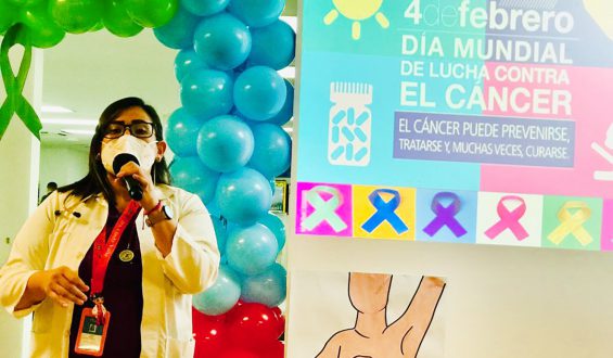 MÉDICOS DE GÉNESIS APPAREL BRINDAN CHARLAS DE SALUD