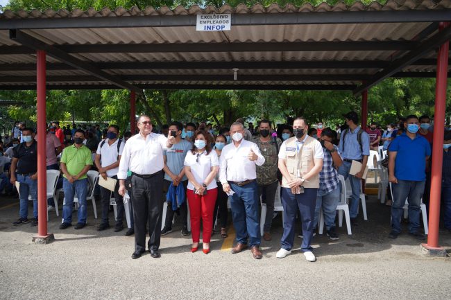 MÁS DE 300 PERSONAS ASISTIERON A LA FERIA DE EMPLEO TÉCNICO