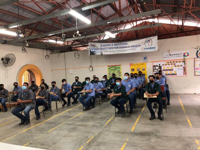 UNIDAD DE CUMPLIMIENTO SOCIAL Y BOLSA DE EMPLEO DE AHM IMPARTEN CHARLAS EN INSTITUTOS TÉCNICOS