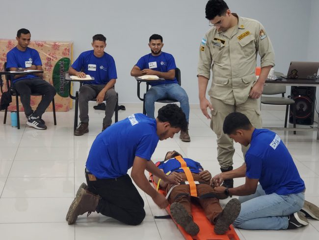 EMPRESA TEXTIL PPF CAPACITA A SUS ASOCIADOS COMO BRIGADISTAS DE EMERGENCIA