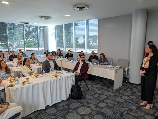 AHM FORTALECE RELACIONES CON INDUSTRIA DE BPO’S EN UN ENCUENTRO CLAVE PARA ESE SECTOR