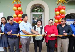 GILDAN DONA COMPUTADORAS Y EQUIPO TECNOLÓGICO AL INSTITUTO TÉCNICO VOCACIONAL MARIO UGARTE EN CHOLOMA