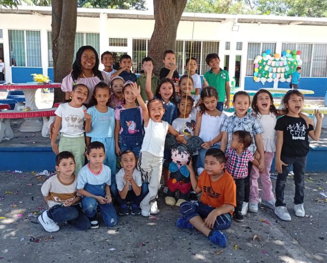 ONTEX Y COTTONWISE TEXTILES REGALAN ALEGRÍA A NIÑOS Y NIÑAS DE COMUNIDADES DONDE OPERAN